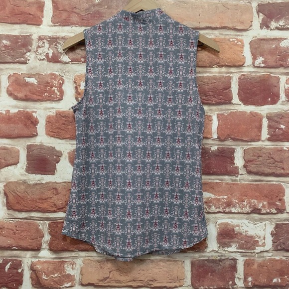 Kadra Made In Italy Top Women's Small Gray Burgundy Multicolor Abstract Blouse - Picture 4 of 9